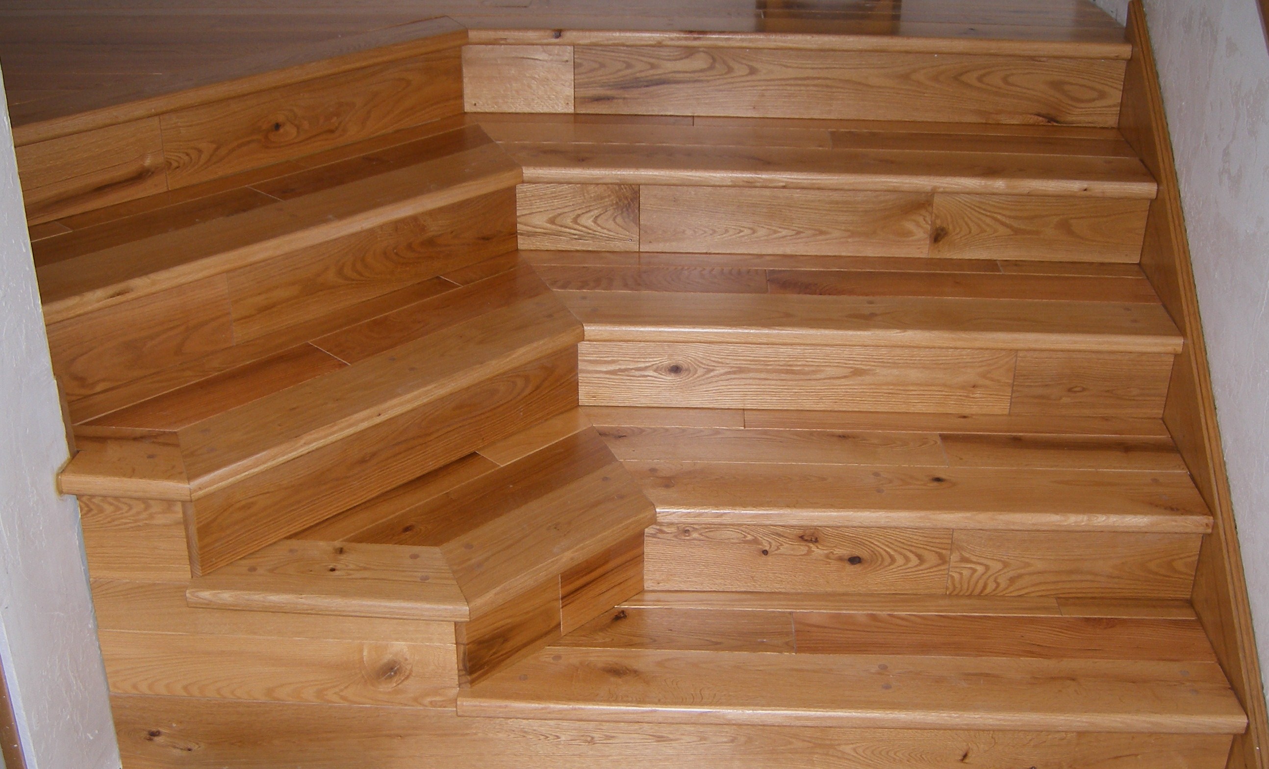 OakStairs002.JPG